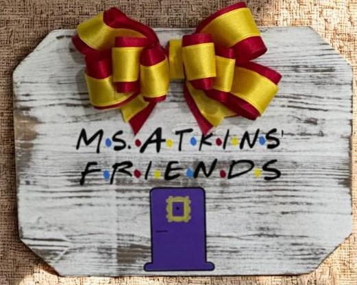 Friends customers door sign